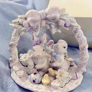 LENOX EASTER MORNING BUNNY BASKET. NEW IN BOX